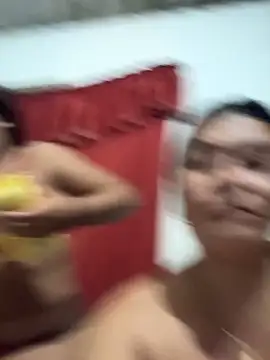 Snapshot of Horny-Mommy-Dirty chatting on December 13, 2025, 8:04 pm Horny-Mommy-Dirty online show from December 13, 2025, 8:04 pm