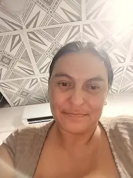 Snapshot of Horny-Mommy-Dirty chatting on October 29, 2025, 4:00 am Horny-Mommy-Dirty online show from October 29, 2025, 4:00 am