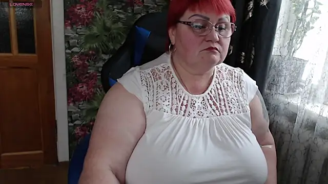 Snapshot of Goddess57 chatting on March 8, 2025, 11:58 am Goddess57 online show from March 8, 2025, 11:58 am