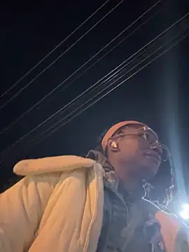 Snapshot of wynterheat chatting on February 12, 2026, 4:01 am wynterheat online show from February 12, 2026, 4:01 am