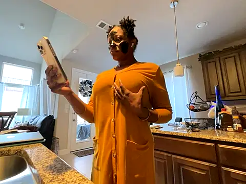 wynterheat online show from November 19, 2025, 10:21 pm