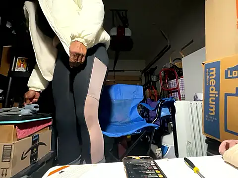 Snapshot of wynterheat chatting on January 14, 2026, 10:41 am wynterheat online show from January 14, 2026, 10:41 am