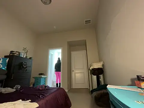 Snapshot of wynterheat chatting on January 7, 2026, 10:31 am wynterheat online show from January 7, 2026, 10:31 am