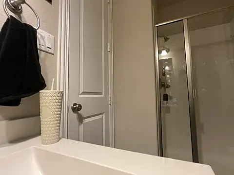 Snapshot of wynterheat chatting on December 18, 2025, 9:03 am wynterheat online show from December 18, 2025, 9:03 am