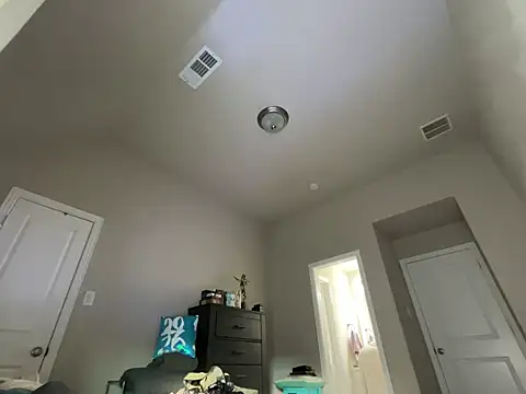 Snapshot of wynterheat chatting on January 12, 2026, 10:25 pm wynterheat online show from January 12, 2026, 10:25 pm