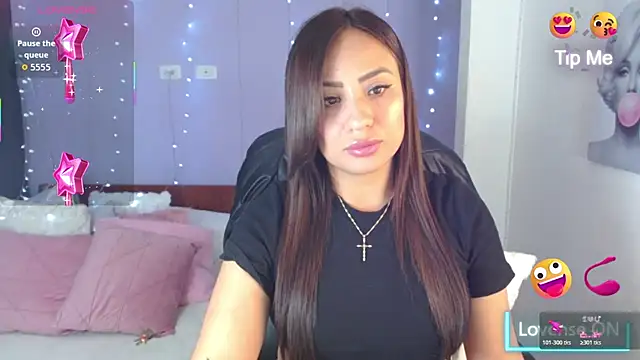 Paulina 627 online show from October 19, 2025, 4:43 pm