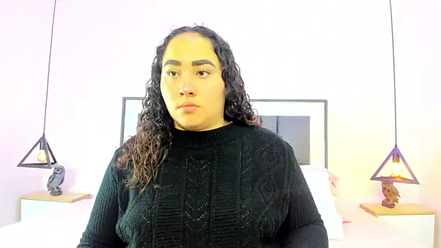 Snapshot of Ayla_martinez chatting on October 27, 2025, 2:01 am Ayla martinez online show from October 27, 2025, 2:01 am