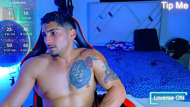 Snapshot of Rich_boy01 chatting on September 10, 2025, 6:40 pm Rich boy01 online show from September 10, 2025, 6:40 pm