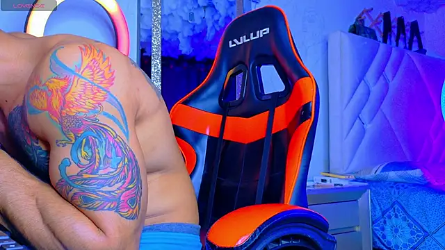 Rich boy01 online show from March 1, 2026, 3:28 am