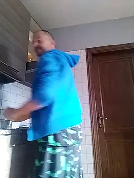 Mihneaaa online show from November 24, 2025, 7:41 am