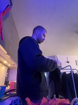 Greyoff online show from December 13, 2024, 11:02 am