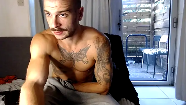 Greyoff online show from October 4, 2025, 2:18 pm