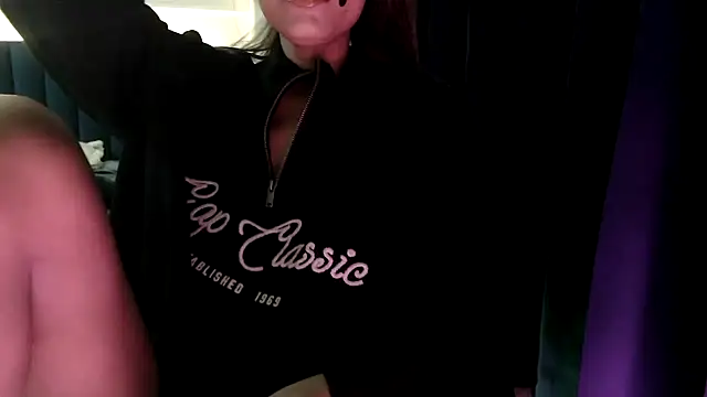 chhui mui online show from February 8, 2026, 5:43 pm