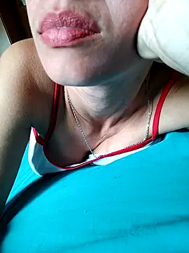 Nandasant09 online show from October 24, 2025, 4:06 pm