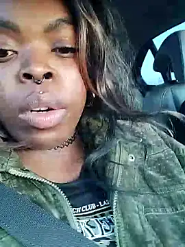 Snapshot of Casaltesudex chatting on November 2, 2025, 5:18 pm Casaltesudex online show from November 2, 2025, 5:18 pm