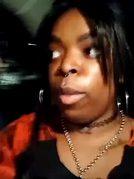 Snapshot of Casaltesudex chatting on October 24, 2025, 7:02 pm Casaltesudex online show from October 24, 2025, 7:02 pm