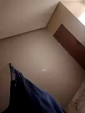 RayRay000000000 online show from September 22, 2025, 2:34 pm