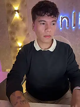 Snapshot of Logan_smith1 chatting on January 7, 2026, 7:46 am Logan smith1 online show from January 7, 2026, 7:46 am