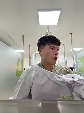 Snapshot of Logan_smith1 chatting on February 13, 2026, 1:55 pm Logan smith1 online show from February 13, 2026, 1:55 pm