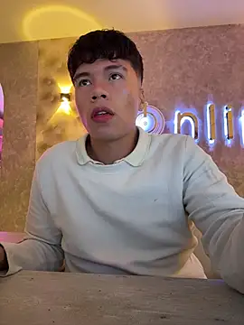 Logan smith1 online show from November 16, 2025, 6:40 am