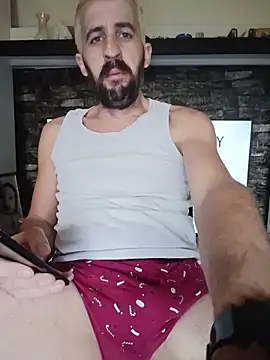 Snapshot of GrofLicno chatting on February 22, 2026, 12:18 pm GrofLicno online show from February 22, 2026, 12:18 pm