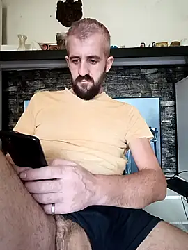 Snapshot of GrofLicno chatting on February 10, 2026, 11:09 am GrofLicno online show from February 10, 2026, 11:09 am