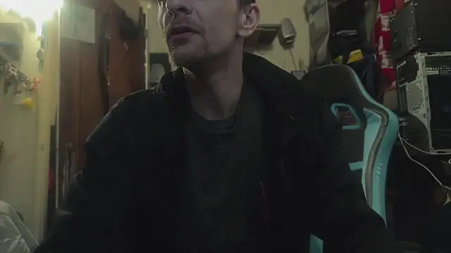 Snapshot of deadpi chatting on January 12, 2025, 4:29 pm deadpi online show from January 12, 2025, 4:29 pm