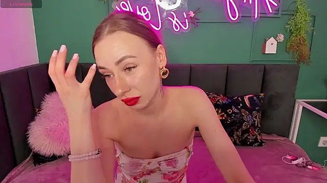 Diana Garrett online show from March 27, 2026, 2:09 am