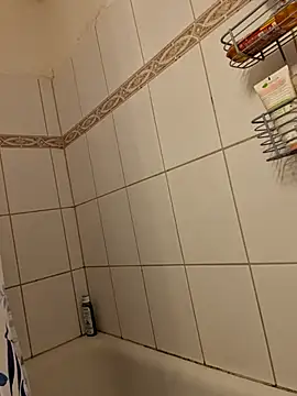 Snapshot of Josephine_LIVE chatting on November 8, 2025, 5:16 pm Josephine LIVE online show from November 8, 2025, 5:16 pm