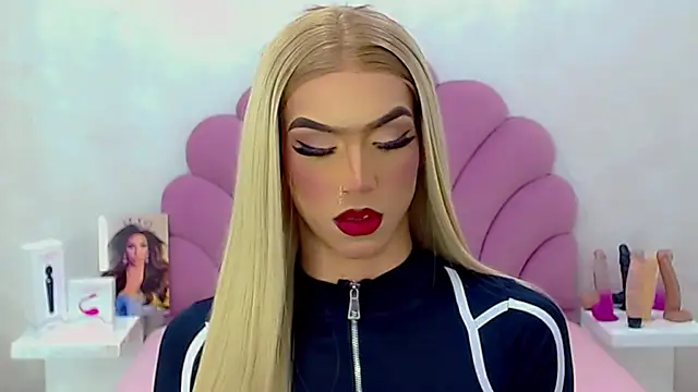 briana sex32 online show from February 19, 2026, 2:52 am