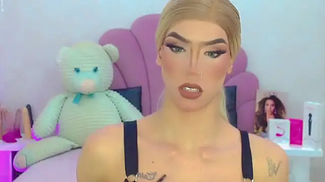 briana sex32 online show from March 23, 2026, 7:52 am