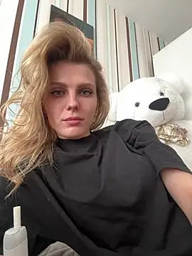 Liya my online show from March 27, 2026, 1:23 pm