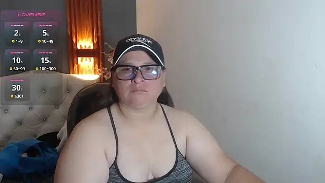 Snapshot of katty_femdom chatting on May 2, 2026, 11:37 am katty femdom online show from May 2, 2026, 11:37 am