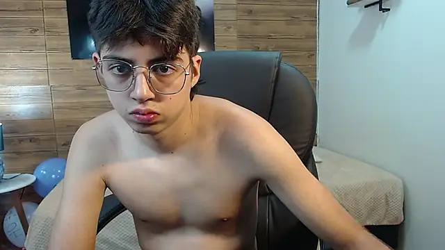 jhoellx online show from October 11, 2025, 7:37 pm