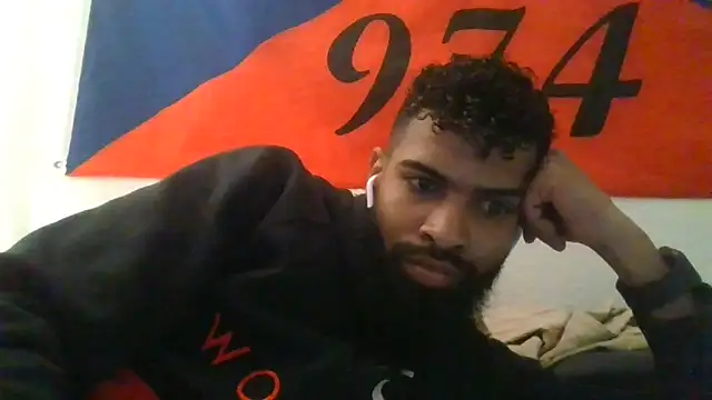 Snapshot of metissex chatting on June 4, 2026, 1:49 pm metissex online show from June 4, 2026, 1:49 pm