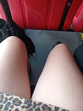 sophie banger online show from April 18, 2026, 7:18 pm