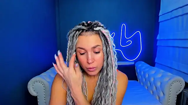 rock n roxy online show from November 6, 2025, 1:53 am