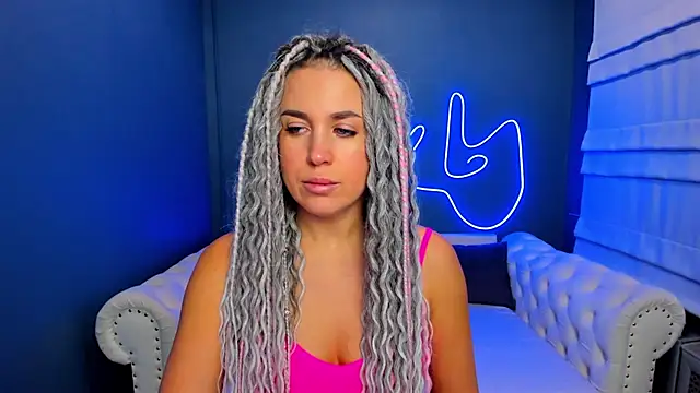 rock n roxy online show from October 10, 2025, 1:17 am