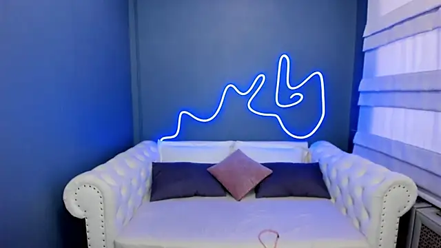 rock n roxy online show from March 14, 2025, 1:16 am