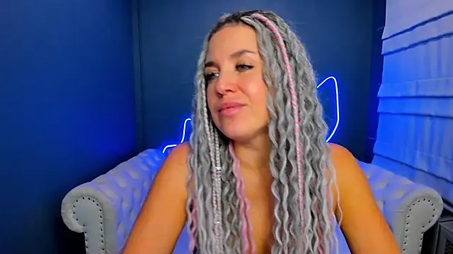 rock n roxy online show from October 2, 2025, 1:20 am