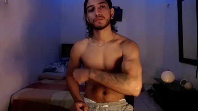 Snapshot of maxximus_100 chatting on January 26, 2025, 7:41 pm maxximus 100 online show from January 26, 2025, 7:41 pm