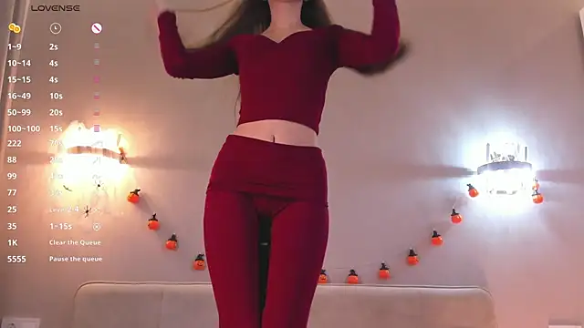 Snapshot of PetraBawden chatting on November 24, 2025, 9:53 am PetraBawden online show from November 24, 2025, 9:53 am