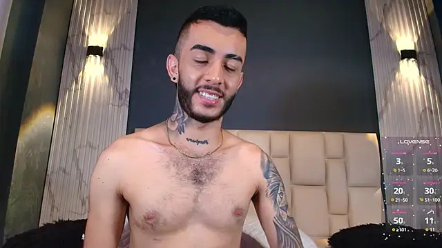 Snapshot of Marcelo_ruiz_ chatting on October 30, 2025, 4:59 pm Marcelo ruiz online show from October 30, 2025, 4:59 pm