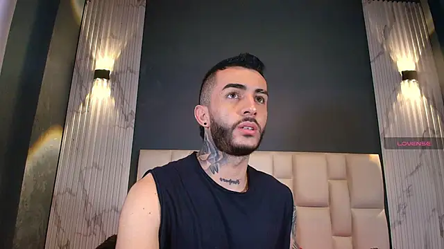 Snapshot of Marcelo_ruiz_ chatting on November 6, 2025, 4:55 pm Marcelo ruiz online show from November 6, 2025, 4:55 pm