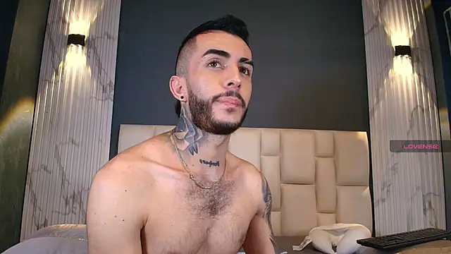 Snapshot of Marcelo_ruiz_ chatting on October 14, 2025, 6:19 pm Marcelo ruiz online show from October 14, 2025, 6:19 pm