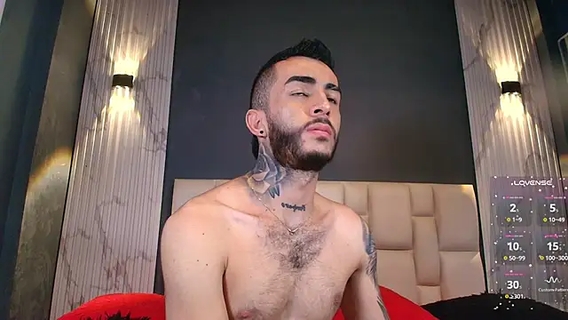 Snapshot of Marcelo_ruiz_ chatting on November 8, 2025, 4:43 pm Marcelo ruiz online show from November 8, 2025, 4:43 pm