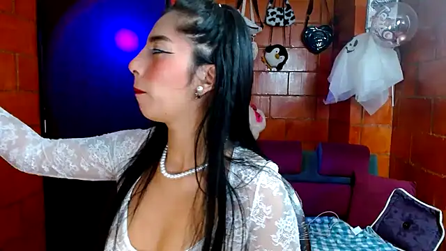 Snapshot of Raven__purple chatting on October 1, 2025, 2:17 am Raven purple online show from October 1, 2025, 2:17 am