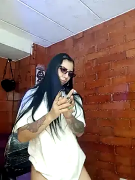 Snapshot of Raven__purple chatting on March 15, 2025, 5:08 am Raven purple online show from March 15, 2025, 5:08 am