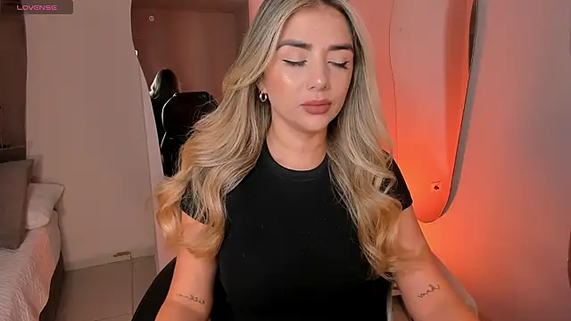 ChloePreston  online show from March 11, 2026, 10:53 am