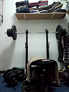 dickinyouto online show from November 10, 2025, 4:23 pm